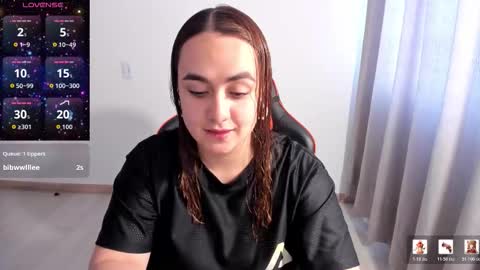 Dulce Maria online show from March 2, 5:09 pm