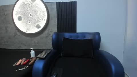 Snapshot of marymarr_23 chatting on May 16, 8:18 pm mary online show from May 16, 8:18 pm