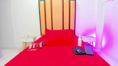 Snapshot of marymarr_23 chatting on May 21, 9:22 pm mary online show from May 21, 9:22 pm