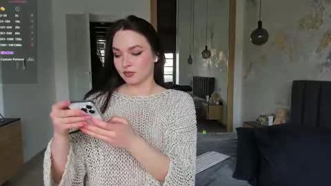Snapshot of marypsiss chatting on February 27, 12:13 pm Marina online show from February 27, 12:13 pm