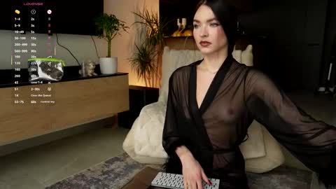 Snapshot of marypsiss chatting on October 17, 9:56 am Marina online show from October 17, 9:56 am