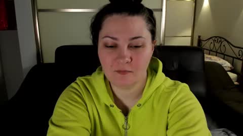 Snapshot of maryswon chatting on February 14, 11:42 pm Mary online show from February 14, 11:42 pm