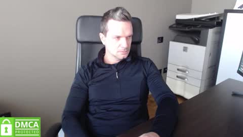 Snapshot of maschiodavide89 chatting on November 11, 9:31 am David online show from November 11, 9:31 am