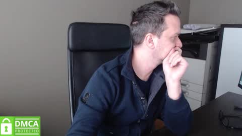 Snapshot of maschiodavide89 chatting on February 10, 9:46 am David online show from February 10, 9:46 am