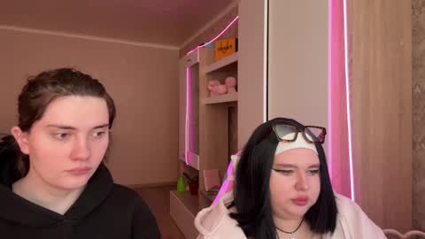 Snapshot of mash_mark chatting on February 21, 11:22 am Margo Marco online show from February 21, 11:22 am