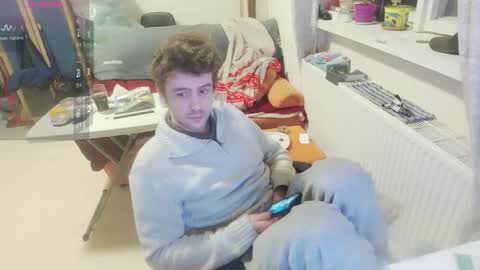 Snapshot of mash_potatoes_are_good chatting on March 23, 6:34 pm mash_potatoes_are_good online show from March 23, 6:34 pm