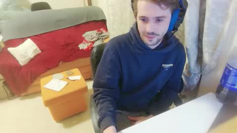 Snapshot of mash_potatoes_are_good chatting on April 2, 11:13 pm mash_potatoes_are_good online show from April 2, 11:13 pm