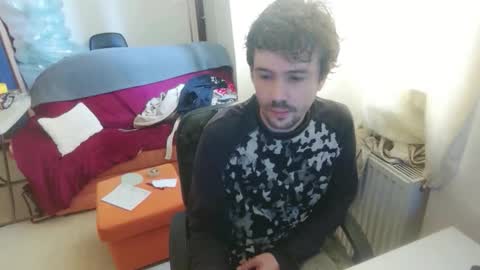 Snapshot of mash_potatoes_are_good chatting on April 3, 2:04 pm mash_potatoes_are_good online show from April 3, 2:04 pm