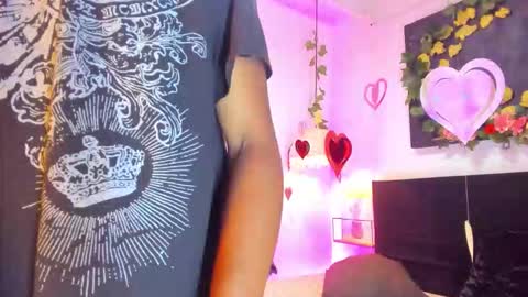 Snapshot of mashall_lee chatting on February 23, 7:33 pm MARSHALL LEE online show from February 23, 7:33 pm