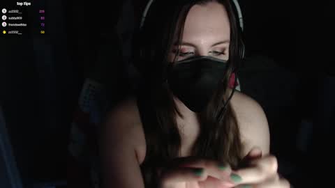 Snapshot of masked_angel_ chatting on December 28, 1:50 am Angel online show from December 28, 1:50 am