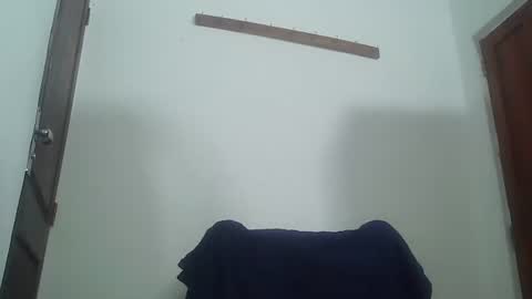 masked_shy_girl online show from January 19, 11:34 am