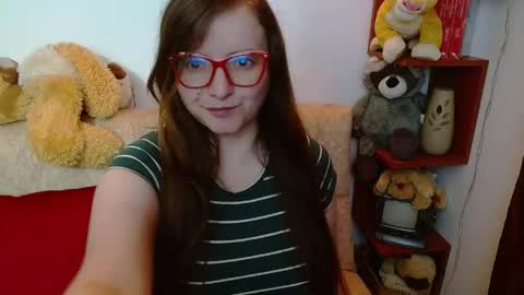 Monica online show from April 29, 9:43 pm