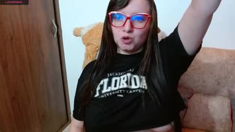 Monica online show from May 7, 10:37 pm