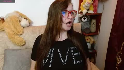 Monica online show from May 19, 9:43 pm