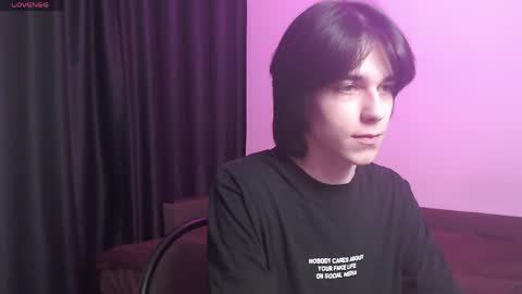 masonsilver_ online show from May 23, 10:19 am