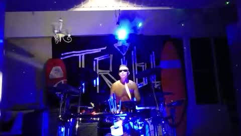 Snapshot of massageartist chatting on October 30, 5:20 am HappyZending online show from October 30, 5:20 am