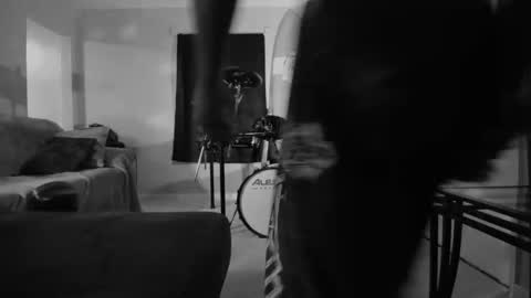 HappyZending online show from March 13, 2:07 am