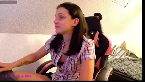 Snapshot of massageofyourlife chatting on February 21, 8:05 pm Queeny Kathy  Online at 2030 MEZ Sunday  Wednesday online show from February 21, 8:05 pm