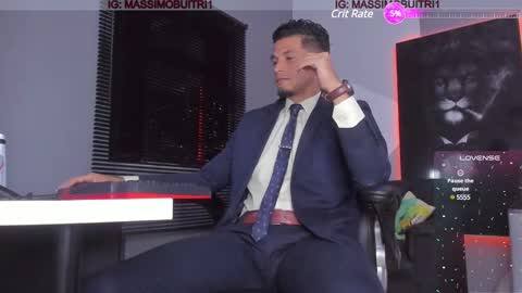 I am Massimo online show from January 25, 11:43 pm