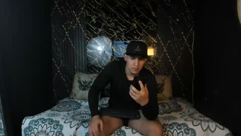 Snapshot of massimo_vidal chatting on February 25, 11:53 am massimo_vidal online show from February 25, 11:53 am