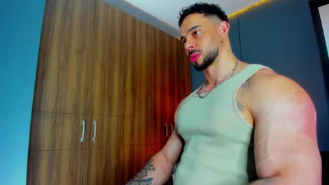 massimo online show from February 6, 11:24 am