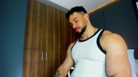 massimo online show from February 25, 10:19 pm