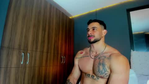 massimo online show from April 11, 7:45 am