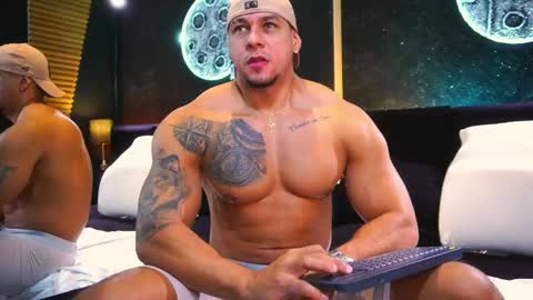 Snapshot of massimowalton2 chatting on September 25, 2:43 pm massimowalton2 online show from September 25, 2:43 pm