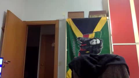 Snapshot of massimoxsempre chatting on November 3, 11:15 pm massimoxsempre online show from November 3, 11:15 pm