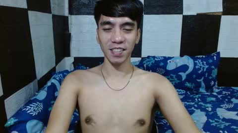 Snapshot of massive_boner02 chatting on November 11, 11:32 am massive_boner02 online show from November 11, 11:32 am