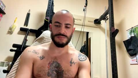 Snapshot of massivemax89 chatting on February 1, 2:02 pm massivemax89 online show from February 1, 2:02 pm
