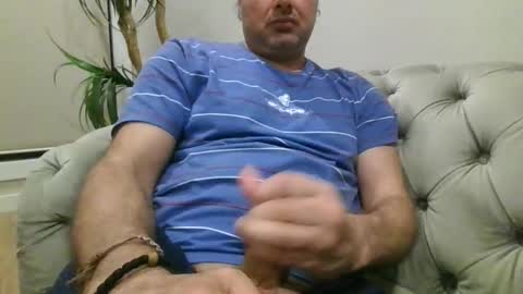 Snapshot of master398 chatting on December 2, 11:23 am Erix online show from December 2, 11:23 am