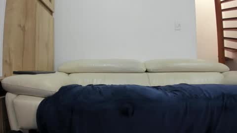 Domi online show from February 4, 12:00 pm