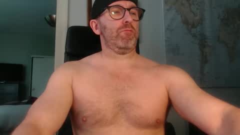 Snapshot of master8daddy69 chatting on November 21, 4:27 pm master8daddy69 online show from November 21, 4:27 pm