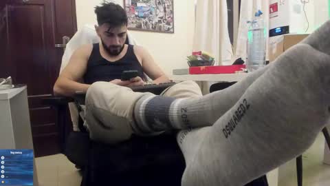 Snapshot of master9four chatting on February 25, 5:58 pm Matthew online show from February 25, 5:58 pm