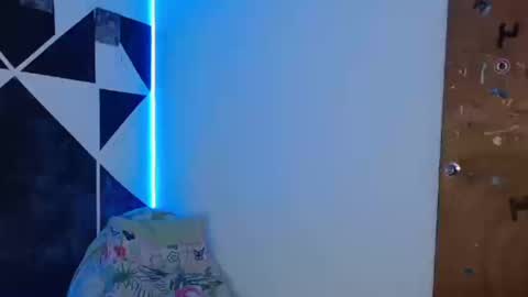 master_black777 online show from September 19, 9:04 pm