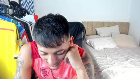 master_boy28 online show from November 8, 7:52 am