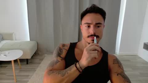 Snapshot of master_lukass chatting on July 18, 11:58 am master_lukass online show from July 18, 11:58 am