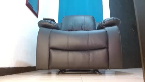 Snapshot of master_melo chatting on November 8, 4:51 pm master melo online show from November 8, 4:51 pm