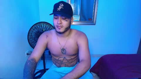 master_nauthy12boy online show from May 31, 2:53 am