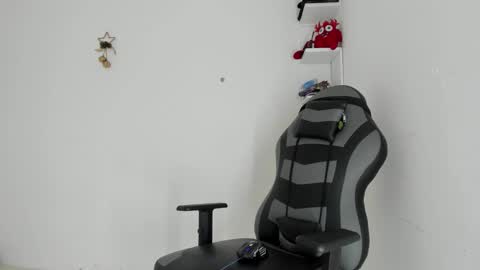 Alpha junior online show from November 29, 2:31 pm