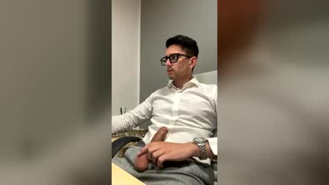Snapshot of masterboss_fl chatting on June 12, 11:42 am Master Boss online show from June 12, 11:42 am