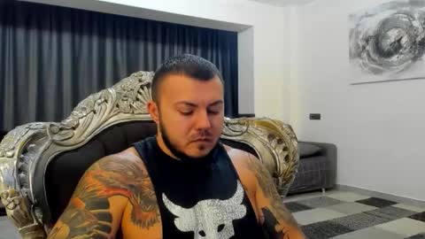 Snapshot of masterdevil11 chatting on October 24, 7:32 pm Jocker online show from October 24, 7:32 pm