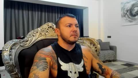 Snapshot of masterdevil11 chatting on November 3, 11:26 pm Jocker online show from November 3, 11:26 pm