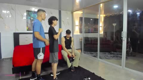 Team Cris Darwin- Fernando- Stiven- David online show from March 6, 11:28 am