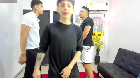 Team Cris Darwin- Fernando- Stiven- David online show from March 22, 11:35 am