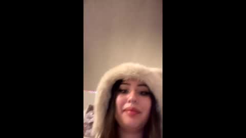 masturbatingmariamiller online show from December 31, 8:15 am