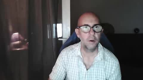 mat11efou online show from September 30, 7:19 pm