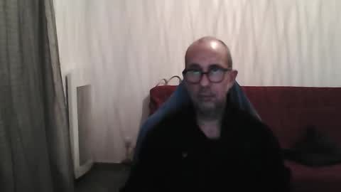 mat11efou online show from October 17, 6:32 pm