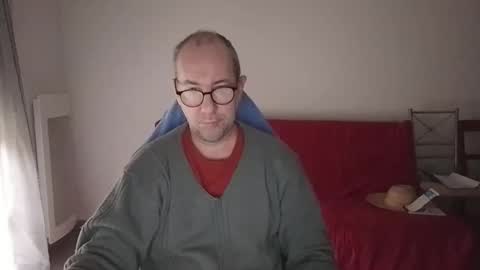 mat11efou online show from November 1, 7:10 am